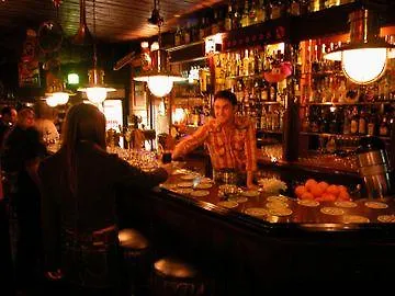 Land 4* 莫尼肯达姆